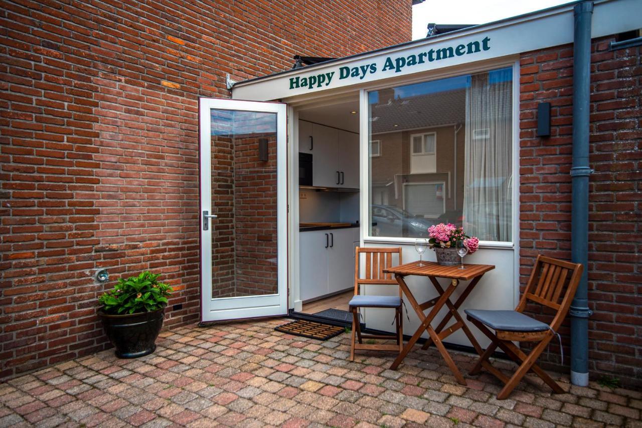 Happy Days Apartment - Luxurious - Free Parking On Own Property زاندفورت المظهر الخارجي الصورة